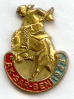 1933 Pin Image